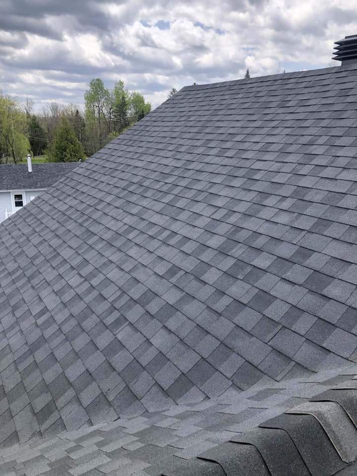 Offrez à votre propriété une toiture neuve et durable.