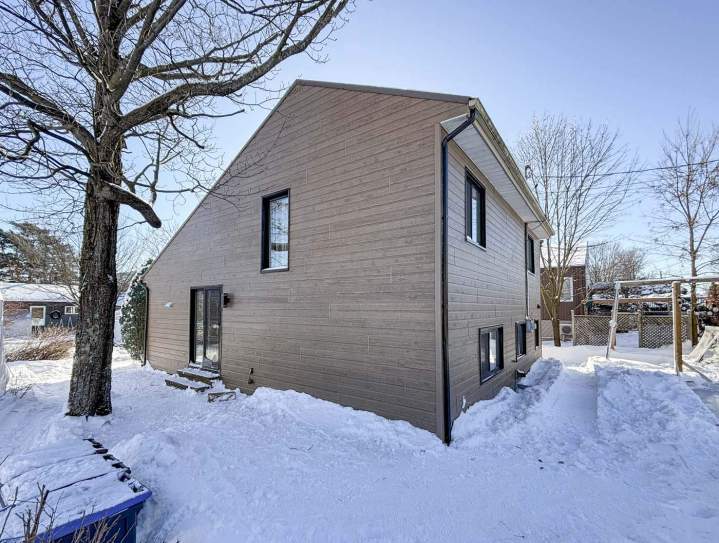 Revêtement de façade en Canexel, Lévis